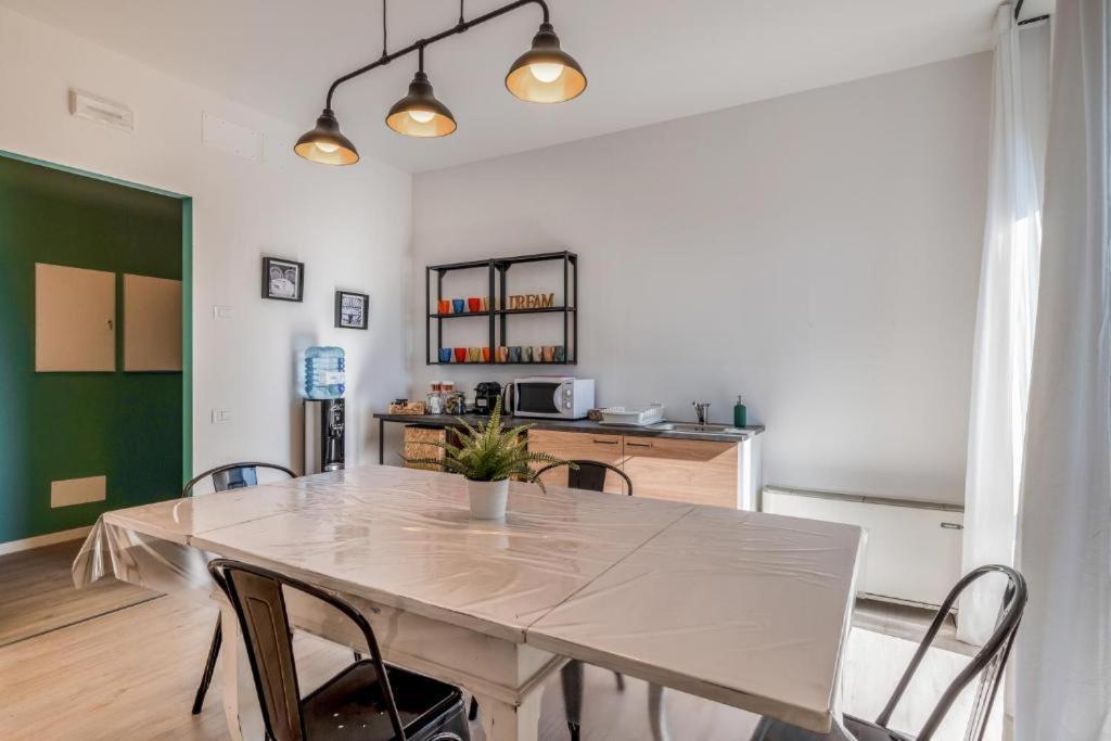 Family & Friends Rooms ปาโดวา ภายนอก รูปภาพ
